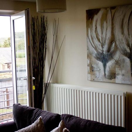 The Lindley Suite - Simple2Let Serviced Apartments Huddersfield Extérieur photo