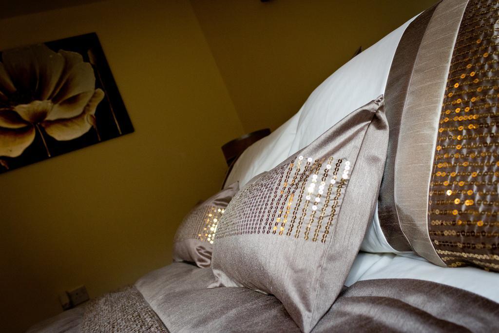 The Lindley Suite - Simple2Let Serviced Apartments Huddersfield Chambre photo