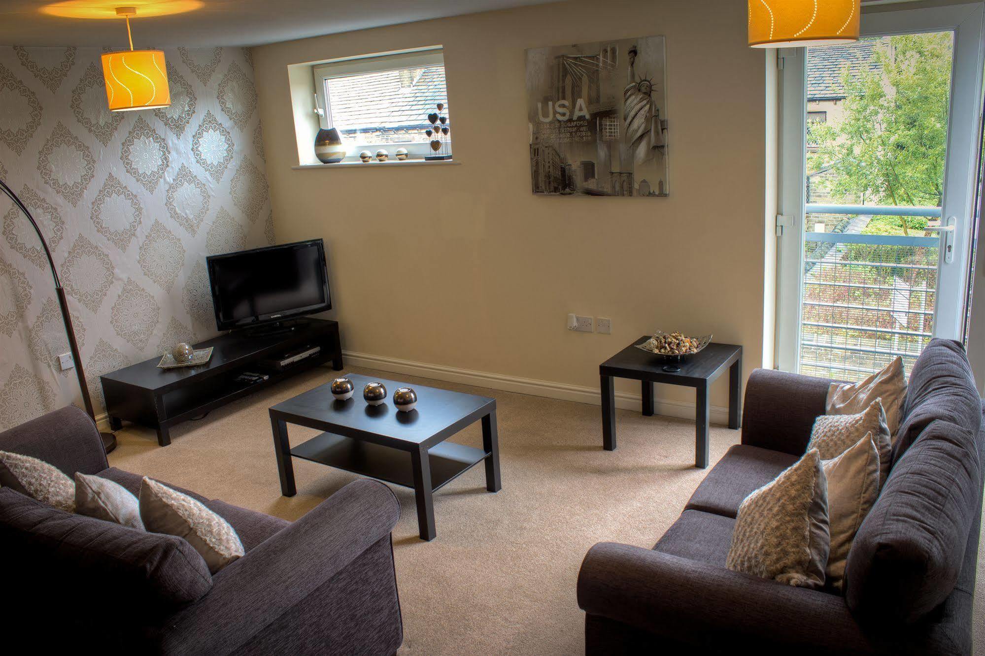 The Lindley Suite - Simple2Let Serviced Apartments Huddersfield Extérieur photo