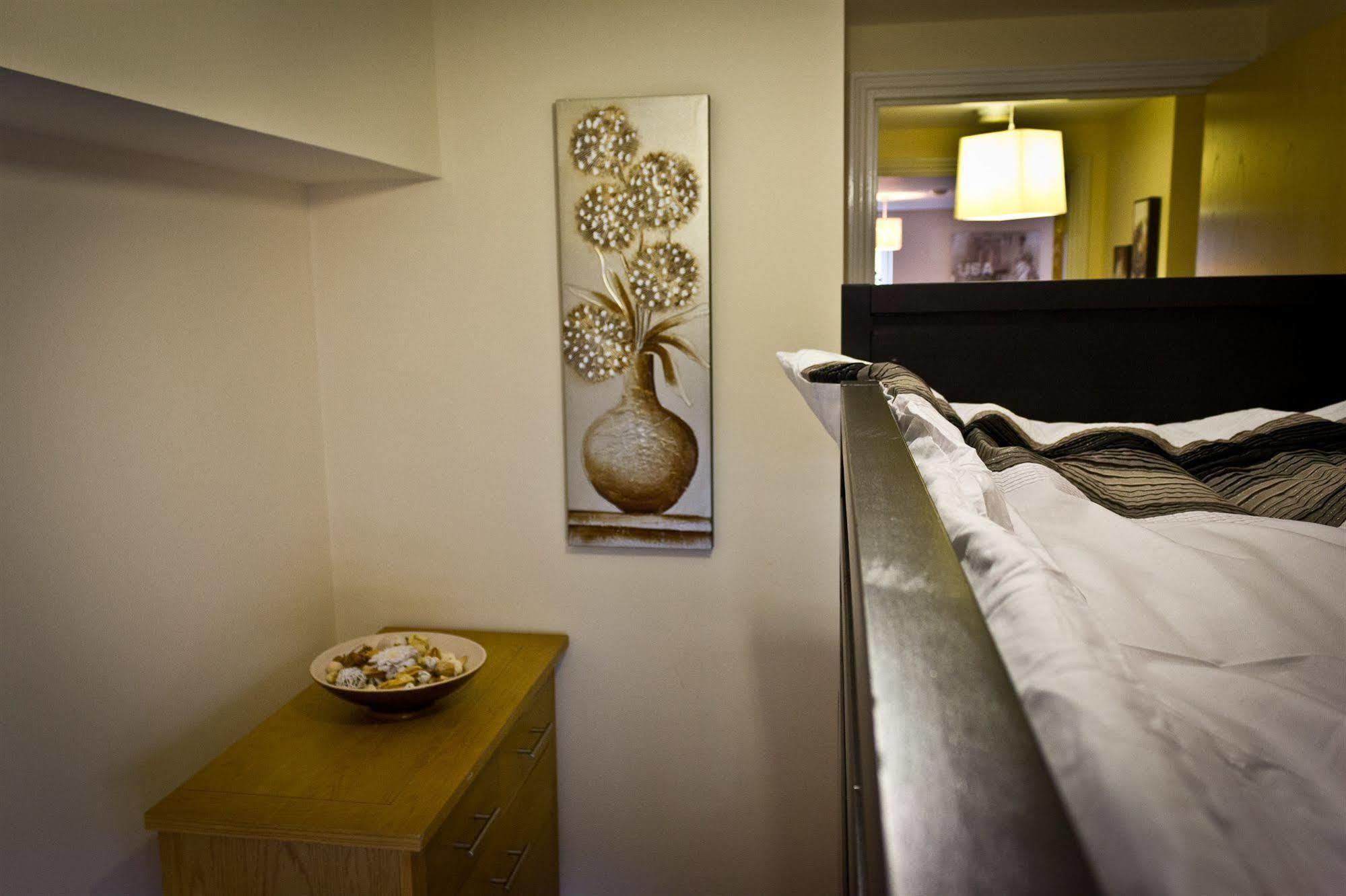 The Lindley Suite - Simple2Let Serviced Apartments Huddersfield Extérieur photo