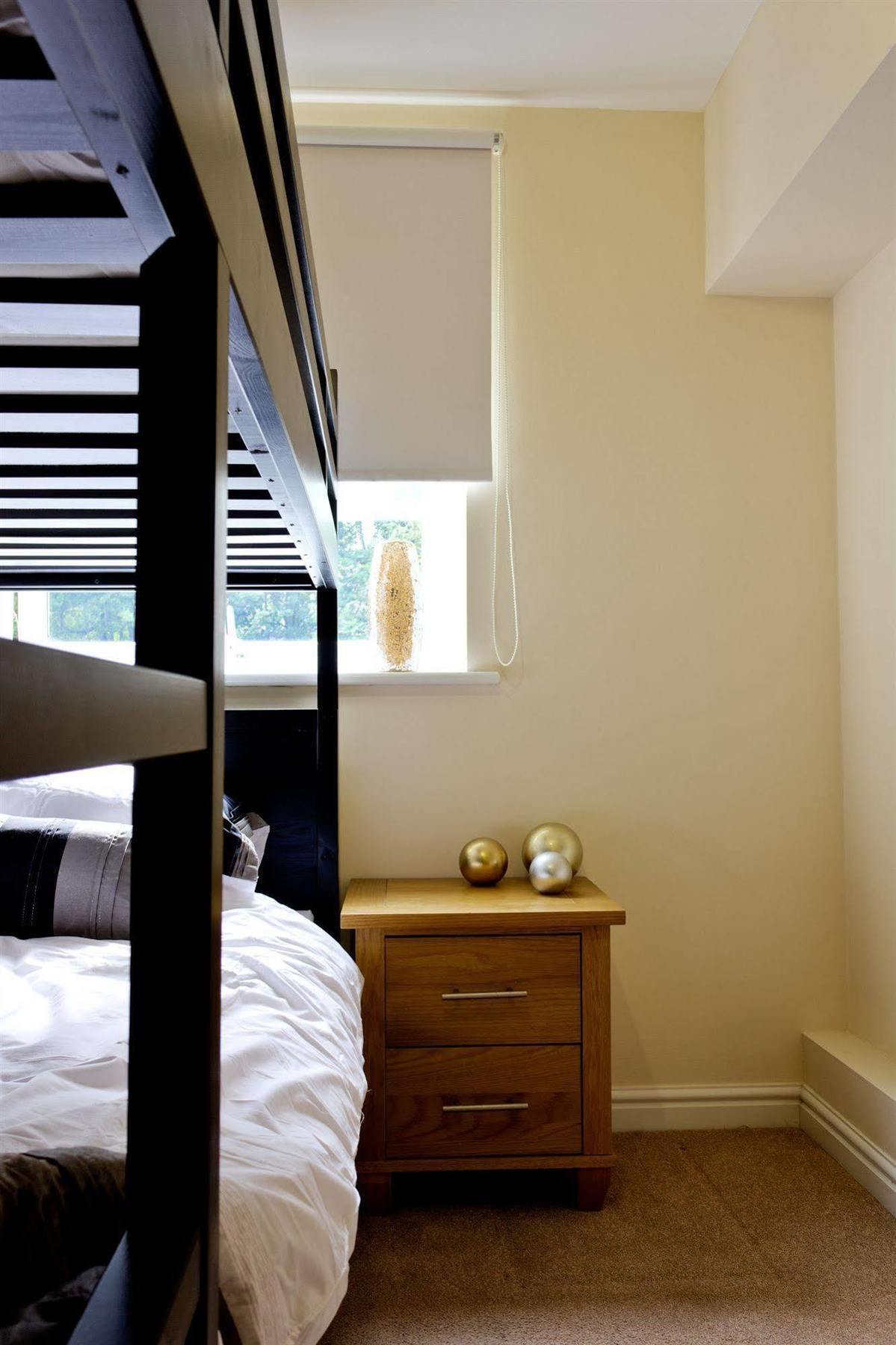 The Lindley Suite - Simple2Let Serviced Apartments Huddersfield Extérieur photo