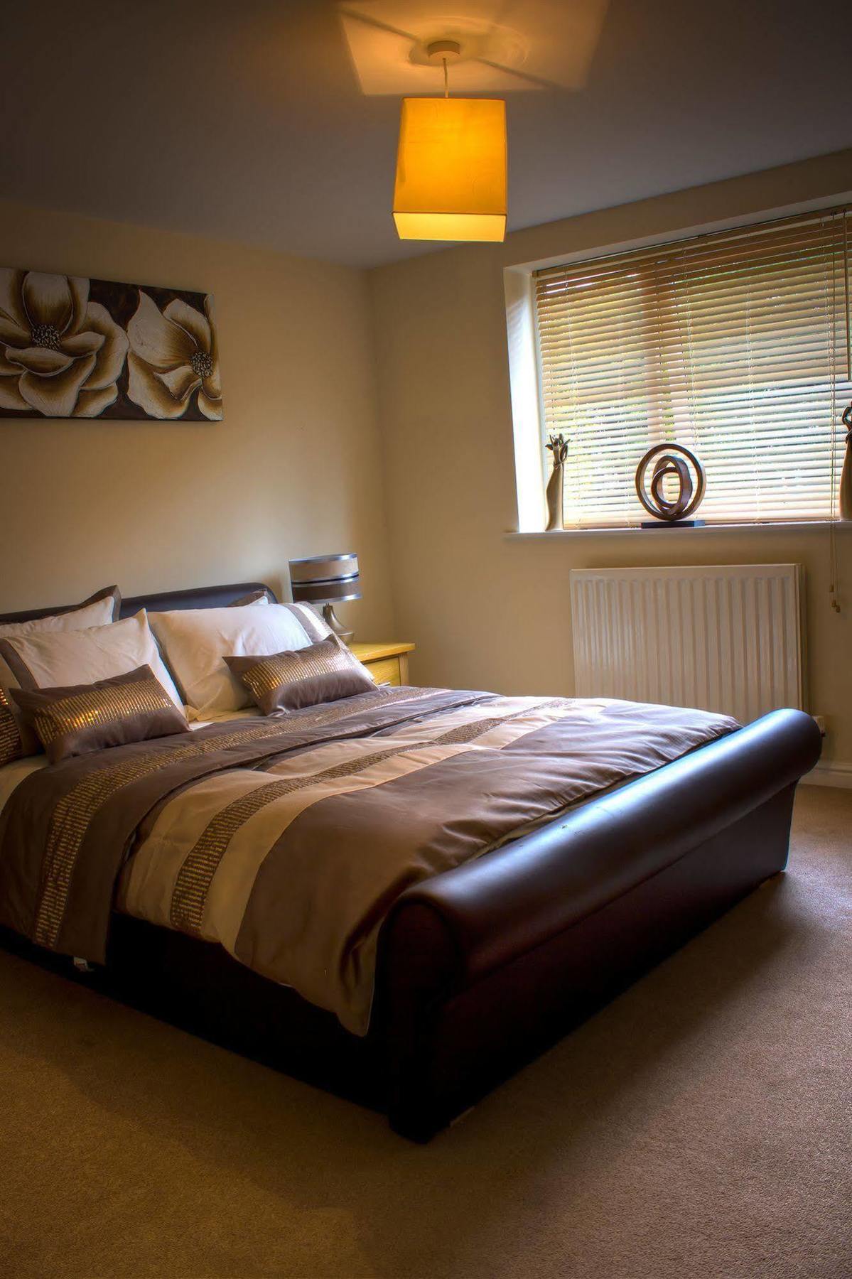 The Lindley Suite - Simple2Let Serviced Apartments Huddersfield Extérieur photo