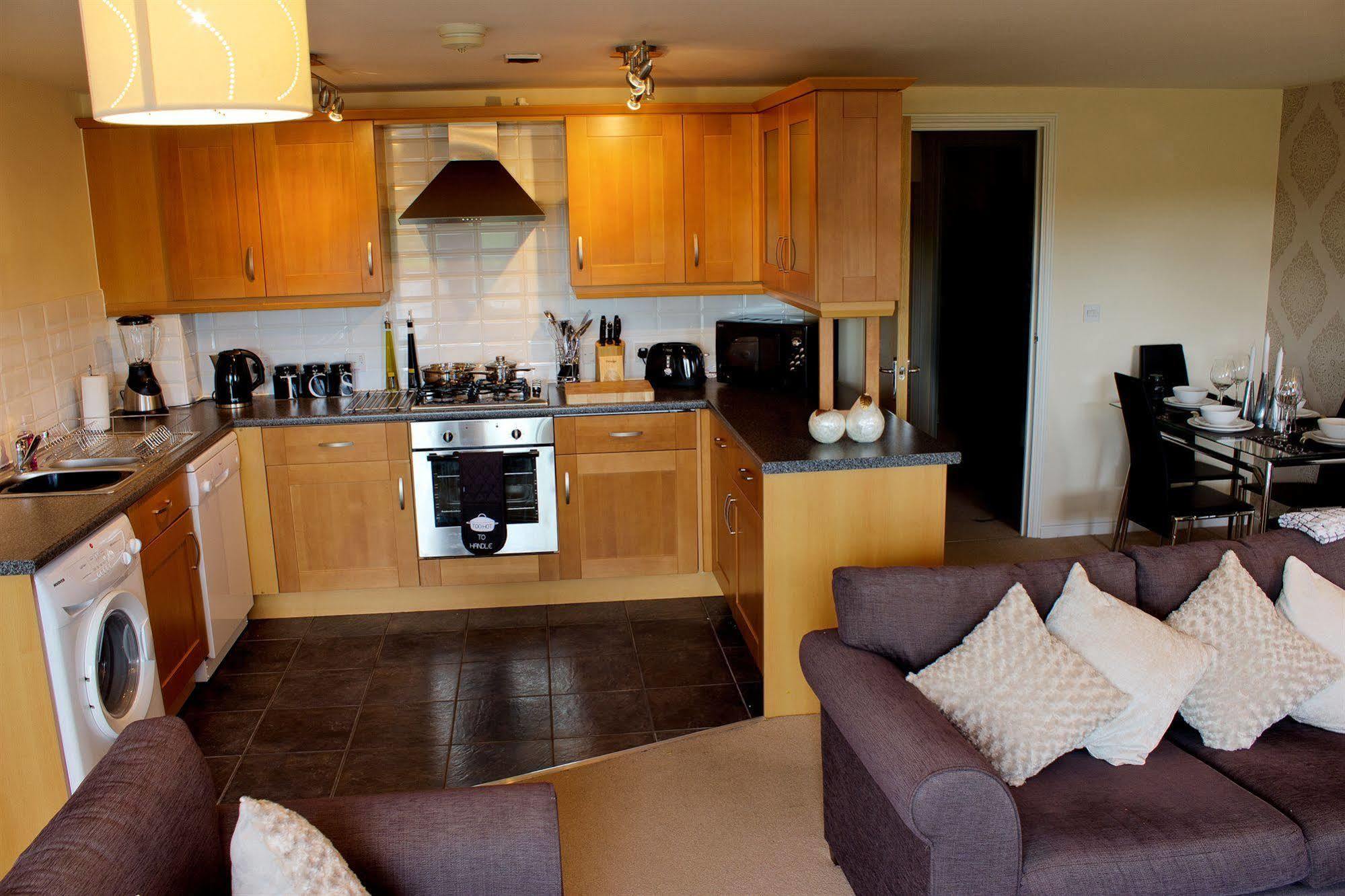 The Lindley Suite - Simple2Let Serviced Apartments Huddersfield Extérieur photo